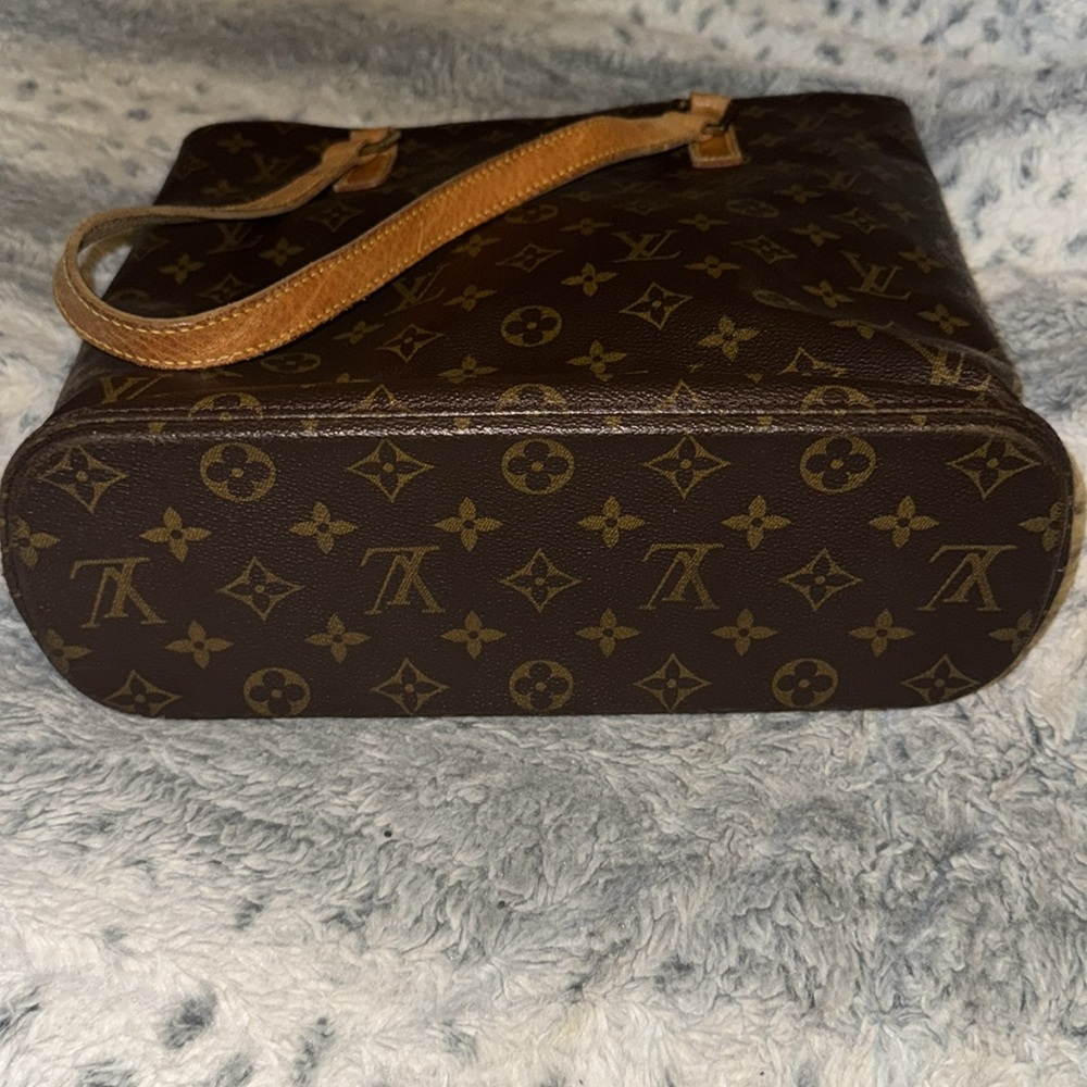 Louis Vuitton Monogram Vavin Tote GM! Preloved 7.8/10 - Picture 17 of 17